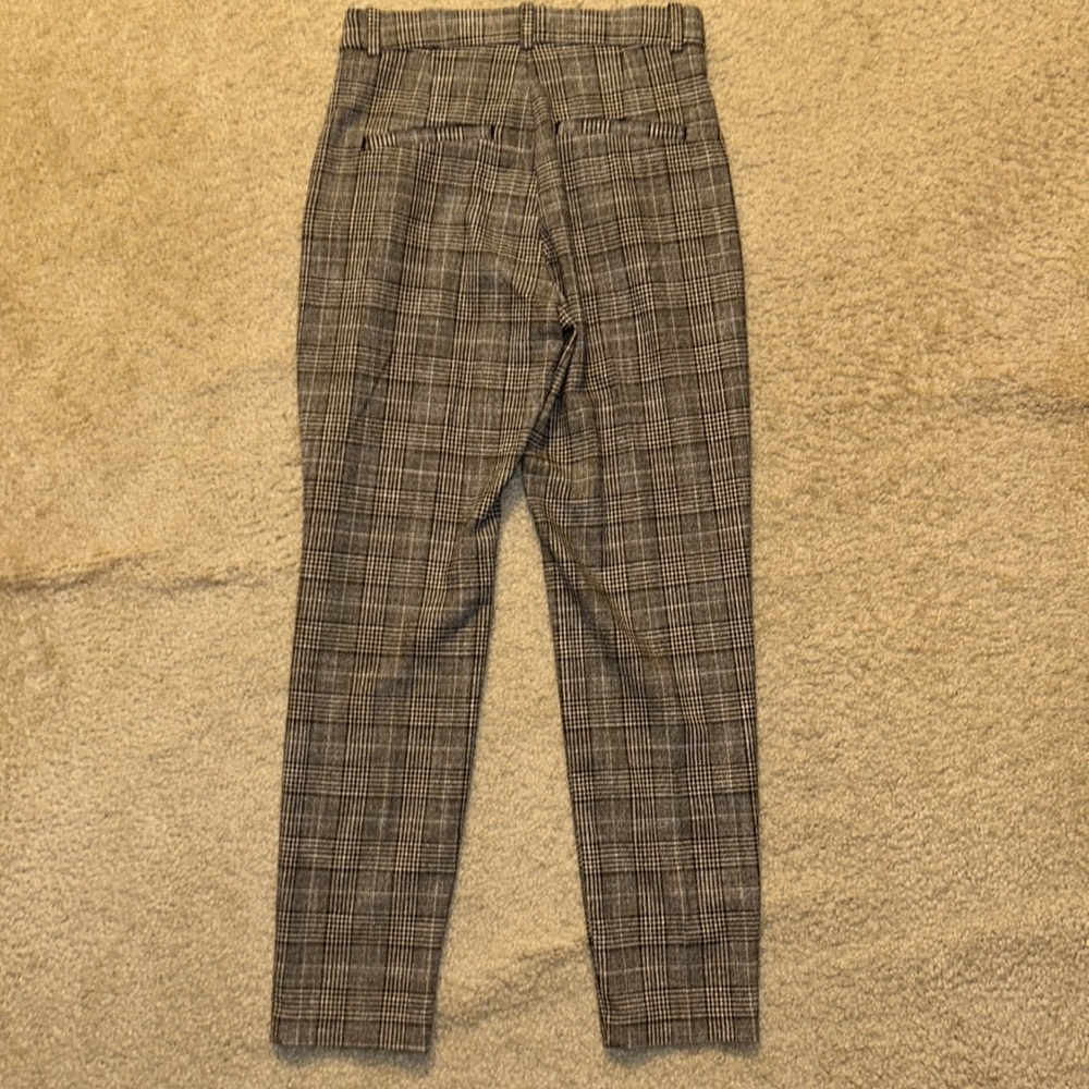 H&M - Picture 4 of 5